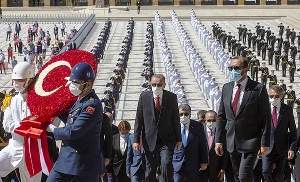 Büyük Zafer'in 98. yıl dönümü... Devlet erkanı Anıtkabir'de!