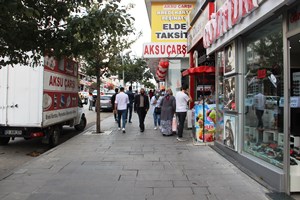 80 yaşındaki dede maske takmayan vatandaşlara tepki gösterdi