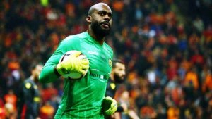 BB Erzurumspor Benin’li kaleci Fabien Farnolle’yi transfer etti