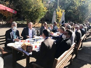 MHP İl ve ilçe yönetimleri kahvaltıda bir araya geldi