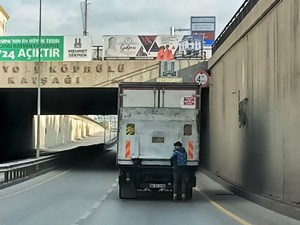 Erzurum’da tehlikeli yolculuk