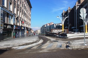 Kısıtlamanın son gününde Erzurum caddeleri boş kaldı