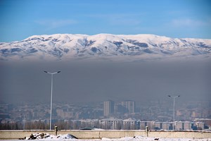 Erzurum’da hava kirliliği siyah bulutlar oluşturdu