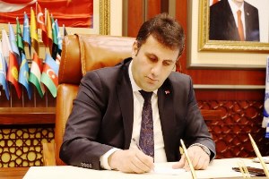 Çat Belediye Başkanı Melik Yaşar 10 Ocak Çalışan Gazeteciler Günü’nü kutladı