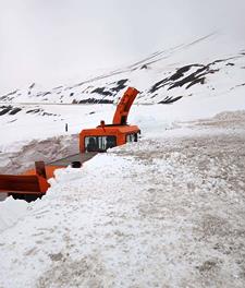 Palandöken geçidi ulaşıma açılıyor