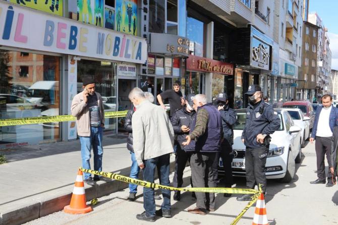 Alacak verecek meselesi yüzünden eniştesine kurşun yağdırdı