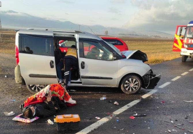 Pasinler’de trafik kazası: 6 yaralı