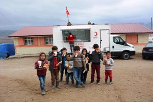 Erzurum’da depremzedelerin yaraları sarılıyor