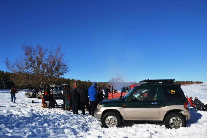 Erzurum Macera Off-Road Doğa Sporları ekibi kış sezonunu açtı