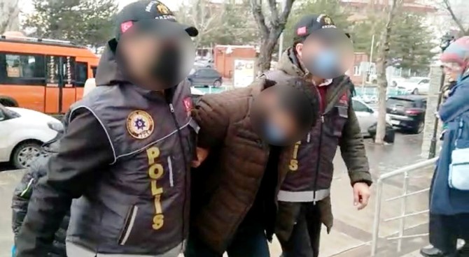 Erzurum'da kuyumcu soygunu!  Kuyumcuyu silahla yaralayan soyguncu operasyonla yakalandı