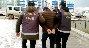 Erzurum'da kuyumcu soygunu!  Kuyumcuyu silahla yaralayan soyguncu operasyonla yakalandı