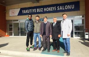 İranlılar Yakutiye Buz Hokeyi Salonuna hayran kaldı