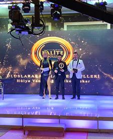 Oltulu sanatçı Akbulut Fantazi Müzik dalında ödül aldı