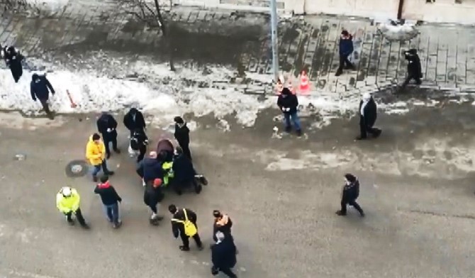 Aracıyla polisi sürükledi, böyle kaçtı