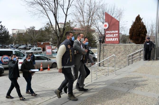 Polisi metrelerce sürükleyen taksici tutuklandı