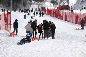 Yağan kar Palandöken’e ilaç gibi geldi, pistler doldu taştı