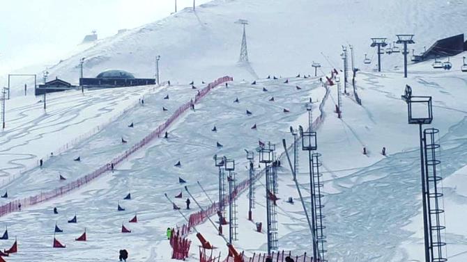 Snowboard Türkiye Şampiyonası Palandöken'de başladı