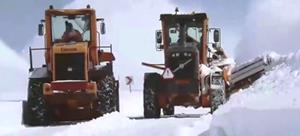 Erzurum-Tekman yolu 3 bin rakımda karla mücadele