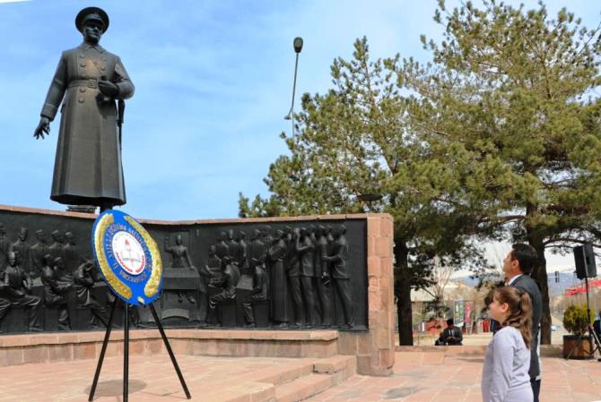 Erzurum’da 23 Nisan coşkusu