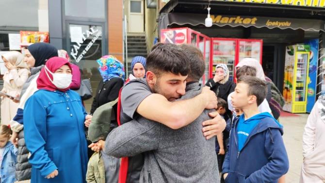 Asker uğurlamasında gurur ve gözyaşı vardı