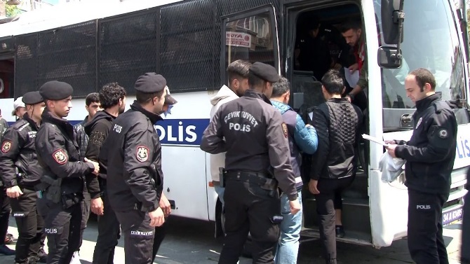 Erzurum’da 41 kaçak göçmen yakalandı