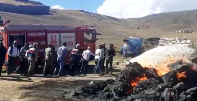 10 bin balya ot yanarak kül oldu