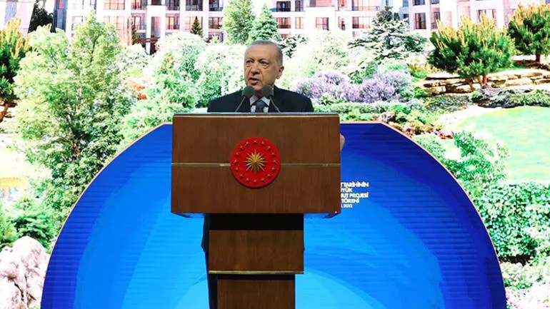Cumhurbaşkanı Erdoğan, Cumhuriyet tarihinin en büyük sosyal konut projesinin detaylarını paylaştı