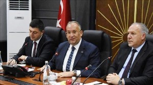 Kosova Kalkınma Bakanı Fikrim Damka DAİB'i ziyaret etti