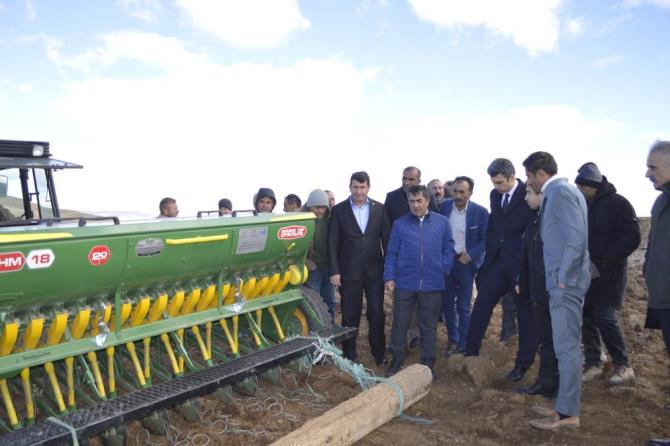 Tekman’da tarımsal makinalar için tarla günü