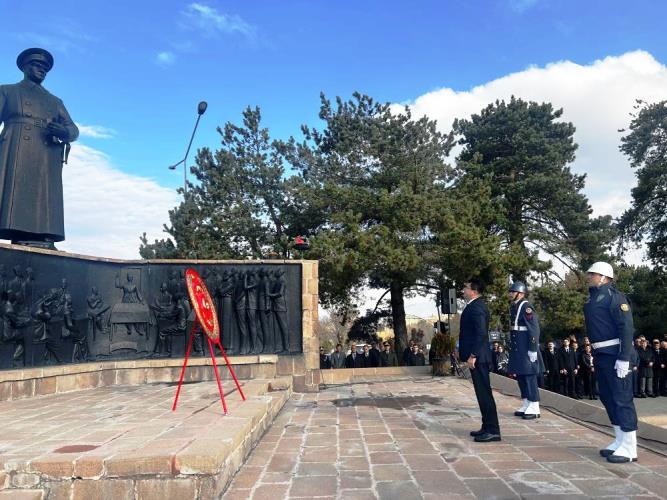 Erzurum'da 10 Kasım Atatürk'ü Anma töreni