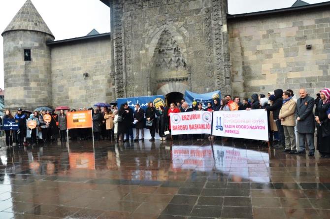 Erzurum’da 25 Kasım Kadına Yönelik Şiddete Karşı Uluslararası Mücadele Günü etkinlikleri