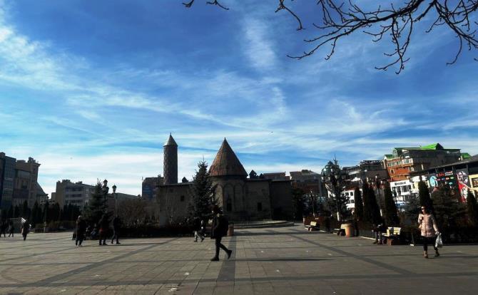 Erzurum "2025 EİT Turizm Başkenti" olarak ilan edildi, vatandaşlar sevinçle karşıladı