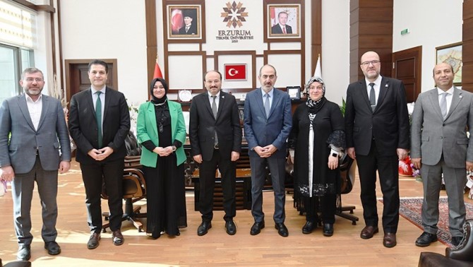 ETÜ üst yönetiminde devir teslim töreni düzenlendi