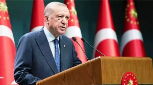 Kamu borçlarına yapılandırma müjdesi! Cumhurbaşkanı Erdoğan, paketin ayrıntılarını madde madde sıraladı