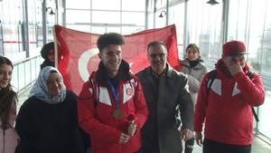 Avrupa 3.'sü Furkan Akar, memleketinde kutlamalarla karşılandı