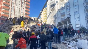 Kahramanmaraş'ta 7.7 ve 7.6 büyüklüğünde 2 deprem! Son durum açıklandı