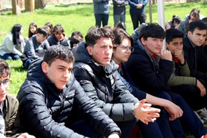Süheyla Sıtkı Alp Özel Fen ve Anadolu Lisesi Öğrencilerinden Alaca Şehitliğine Ziyaret
