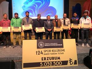 Erzurum’da amatör spor kulüplerine destek