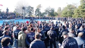 Ekrem İmamoğlu’nun Erzurum gezisi olaylı geçti