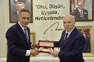 Erzurum Büyükşehir Belediyesi Ağrı’da iki yeni hizmet binası yaptı..