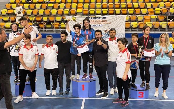 Floor Curling’te şampiyon Erzurum’dan