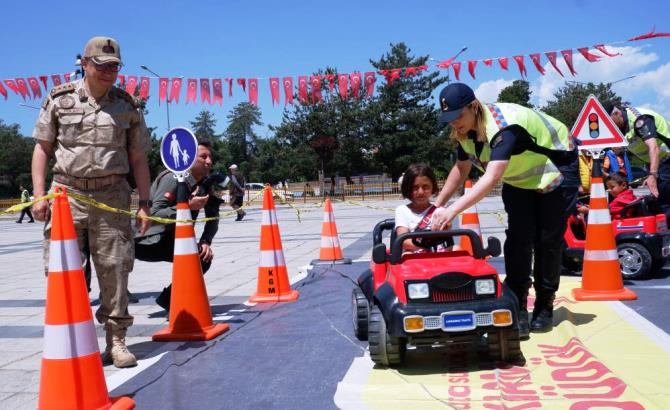 Emniyet kemeri simülasyon aracı Erzurum’da