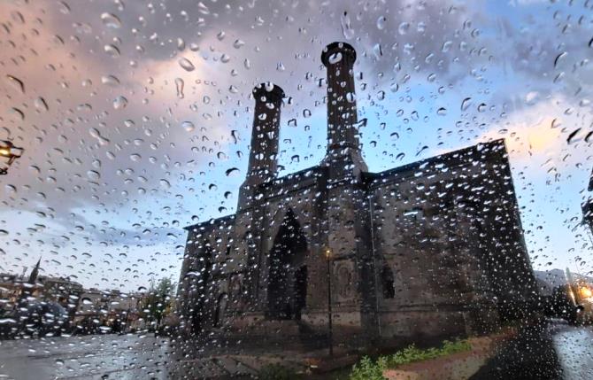 Erzurum’da yağmurlu hava hafta başı gidiyor