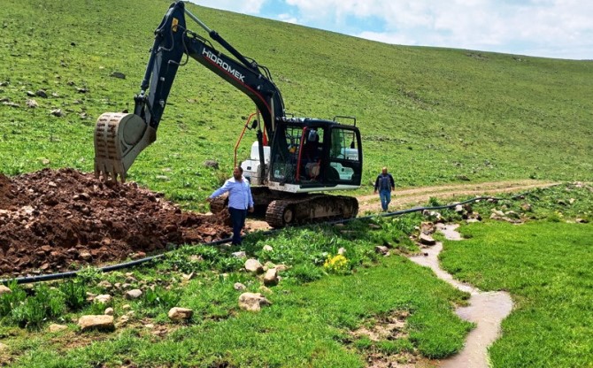 Büyükşehir ilçelerin altyapısını yeniliyor