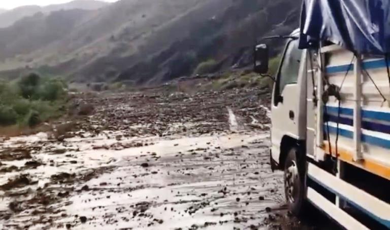 Tekman Yolu'nda sürücülerin zor anları