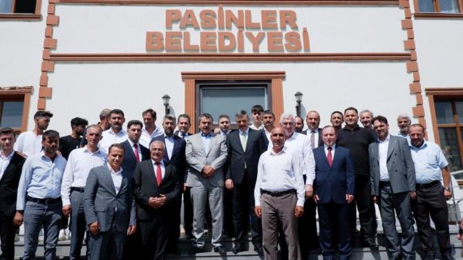 Bakan Tekin’den Pasinler ziyareti