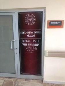 Şehit aileleri ve gazilerden Sağlık Müdürüne teşekkür ziyareti