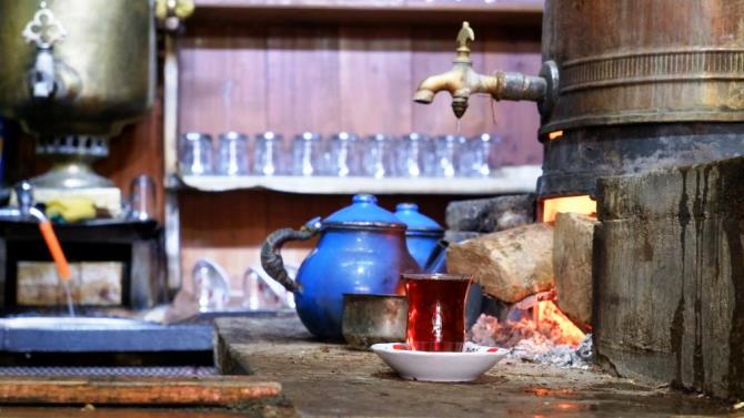 Erzurum’da 120 yıllık bir çay geleneği