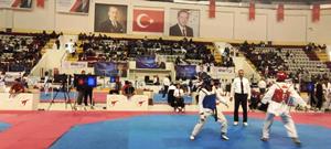 Ümitler Taekwondo Şampiyonası başladı