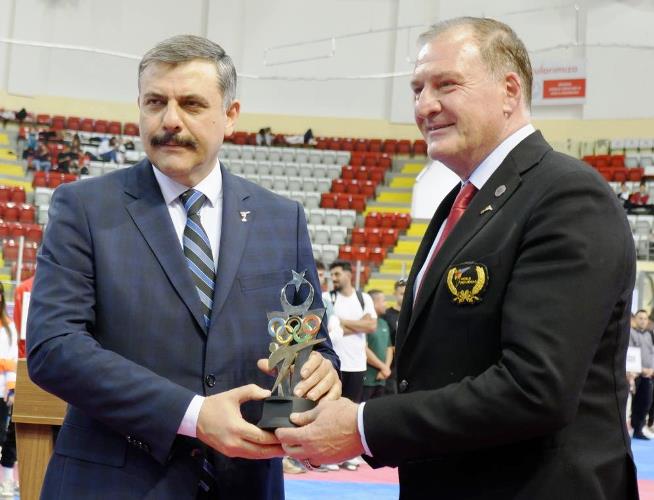 Ümitler Türkiye Tekvando Şampiyonası, Erzurum’da başladı